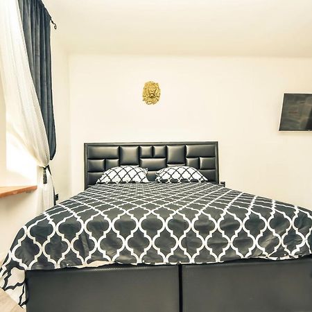 Luxury Heritage Apartment Zara Antica Exterior photo