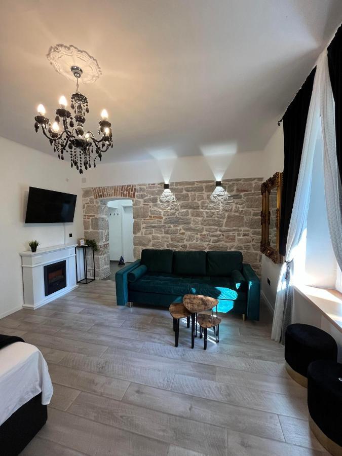 Luxury Heritage Apartment Zara Antica Exterior photo